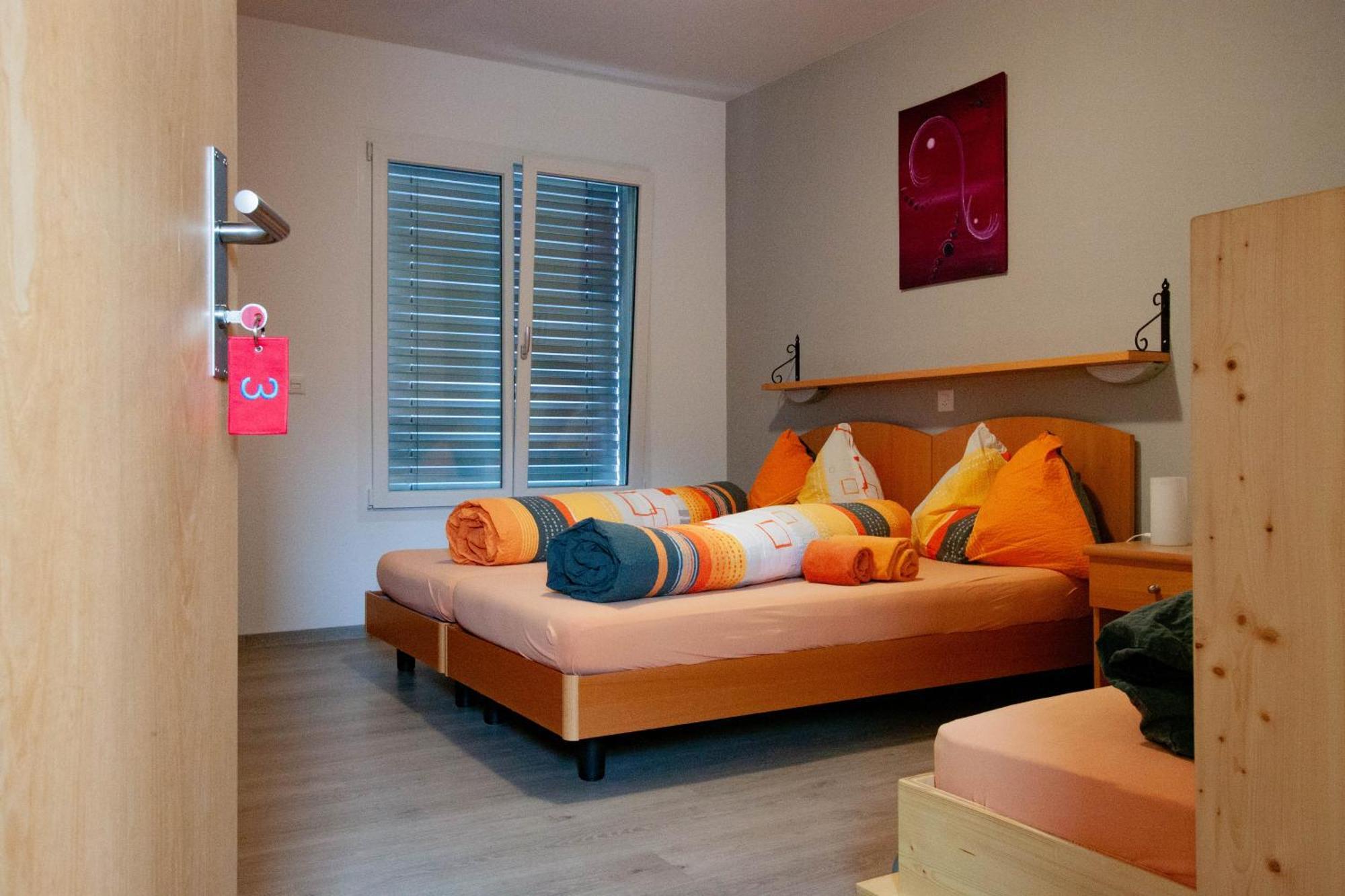 Ristorante Pensione Chalet Stazione Poschiavo Zewnętrze zdjęcie