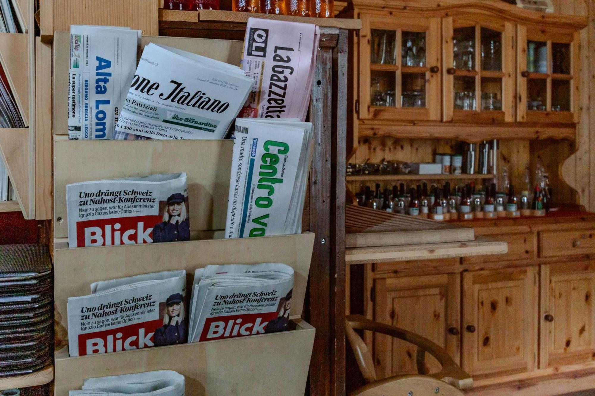 Ristorante Pensione Chalet Stazione Poschiavo Zewnętrze zdjęcie