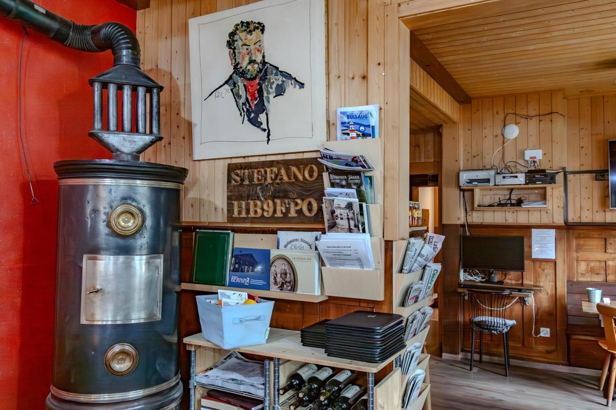 Ristorante Pensione Chalet Stazione Poschiavo Zewnętrze zdjęcie